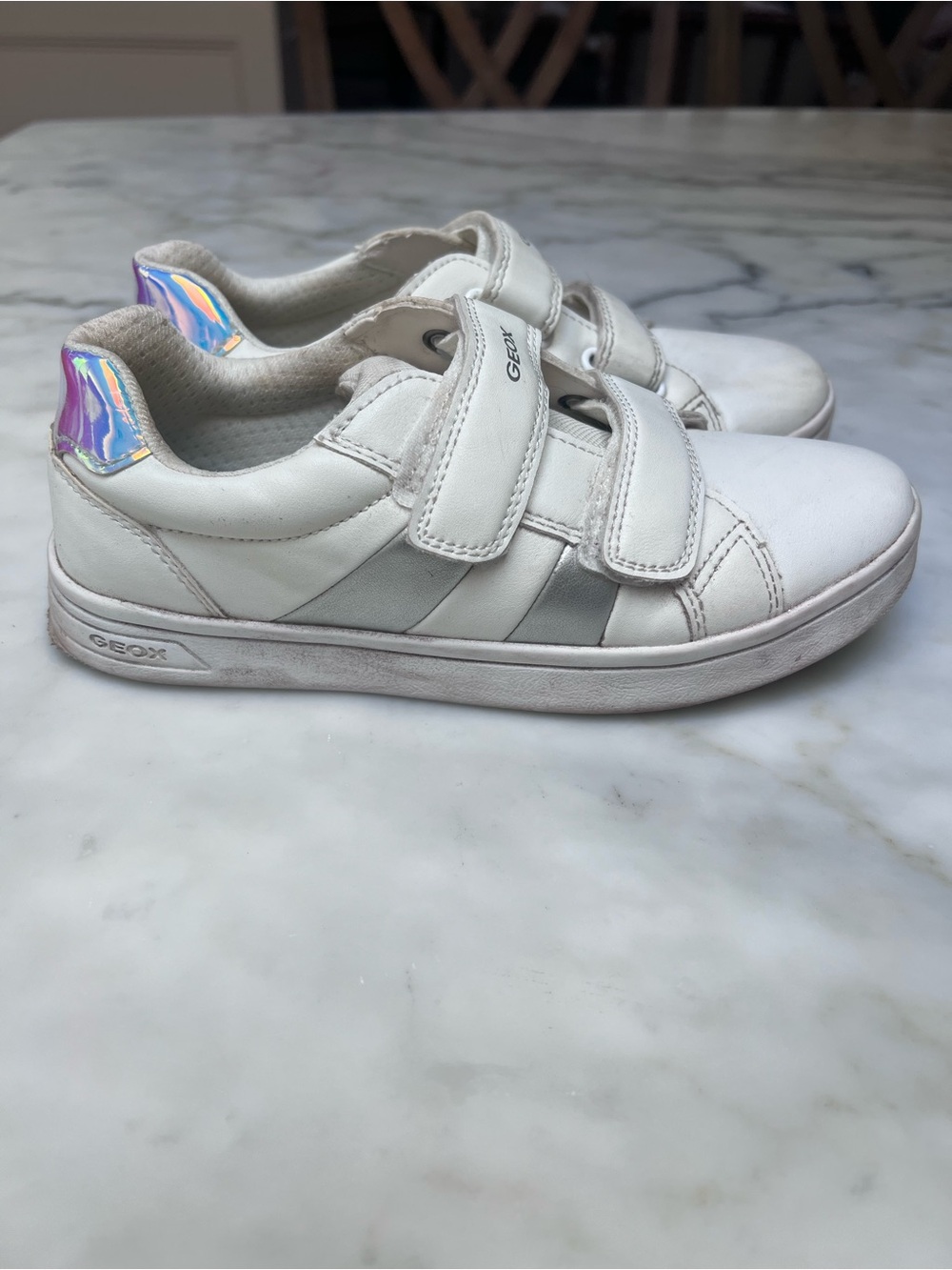 Geox Kids White Sneakers with Iridescent Heel